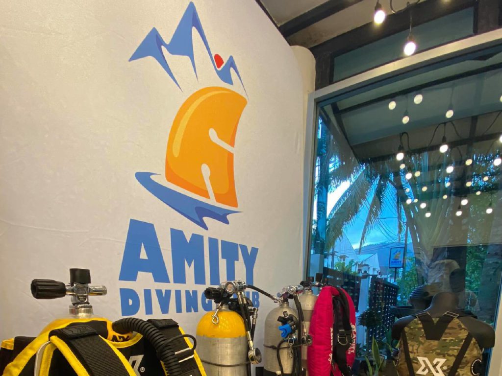 ร้านขายอุปกรณ์ดำน้ำ Amity diving club 1