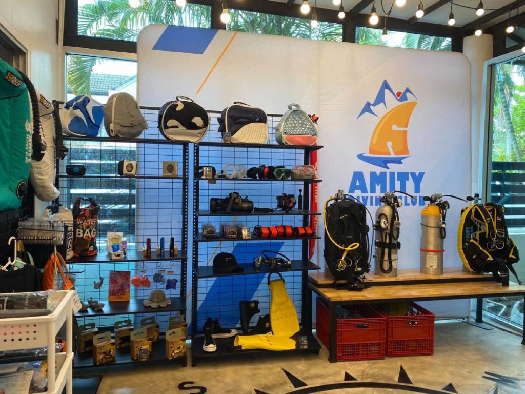 ร้านขายอุปกรณ์ดำน้ำ Amity diving club 3